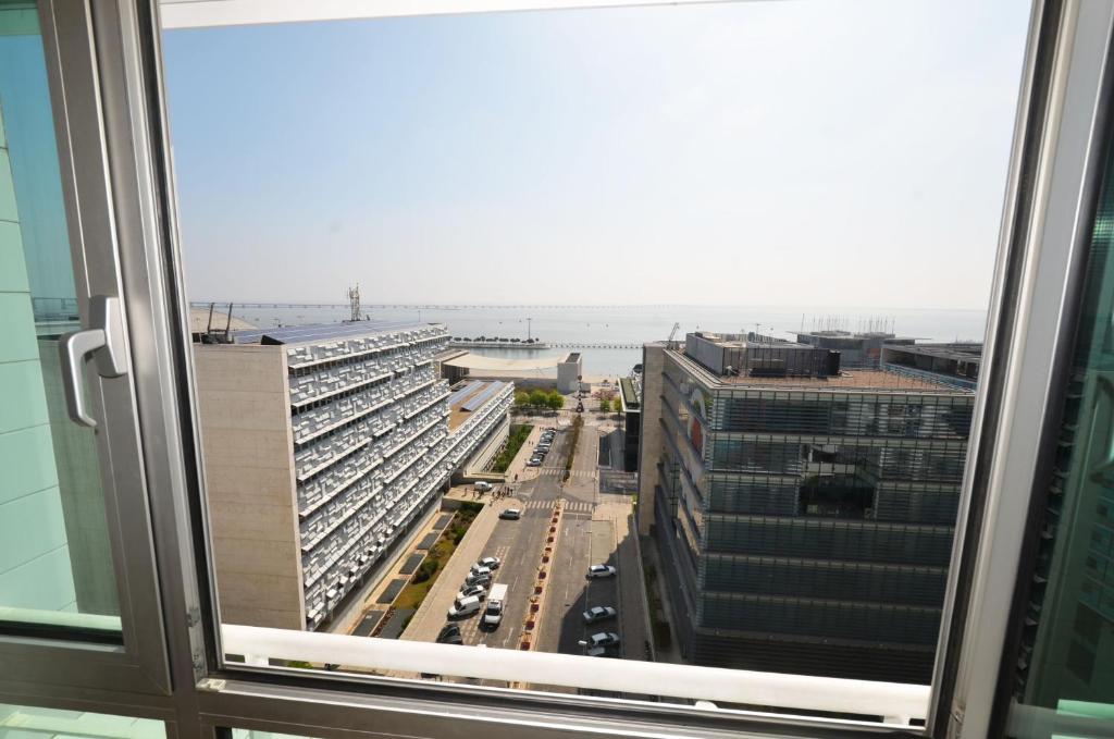 Expo Oriente Lis Apartment ลิสบอน ภายนอก รูปภาพ